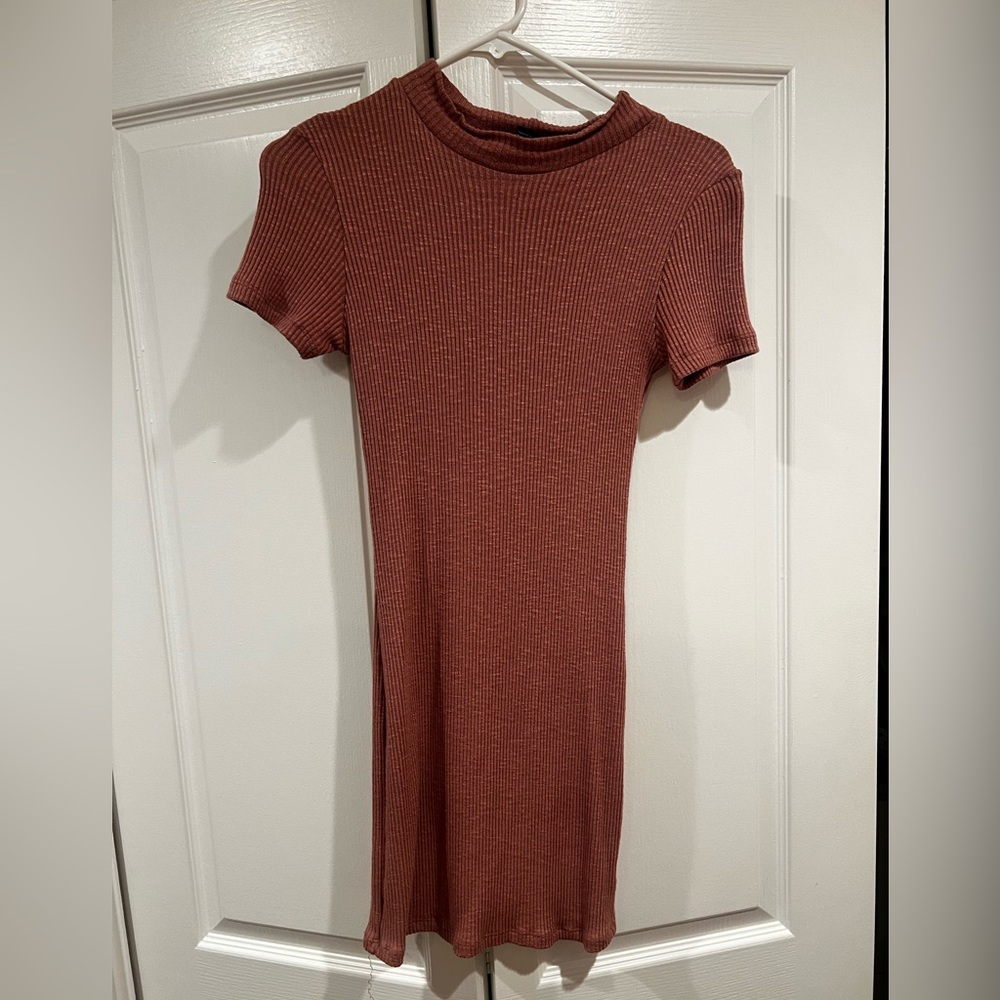 Small pink lightly used Forever 21 stretchy mini dress